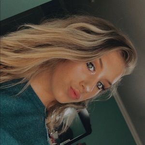 Meet your Posher, Molly